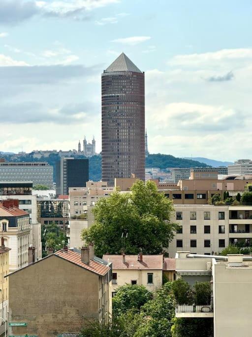 Grand Appartement 3 Chambres Balcon - Partdieu Lyon Exteriör bild